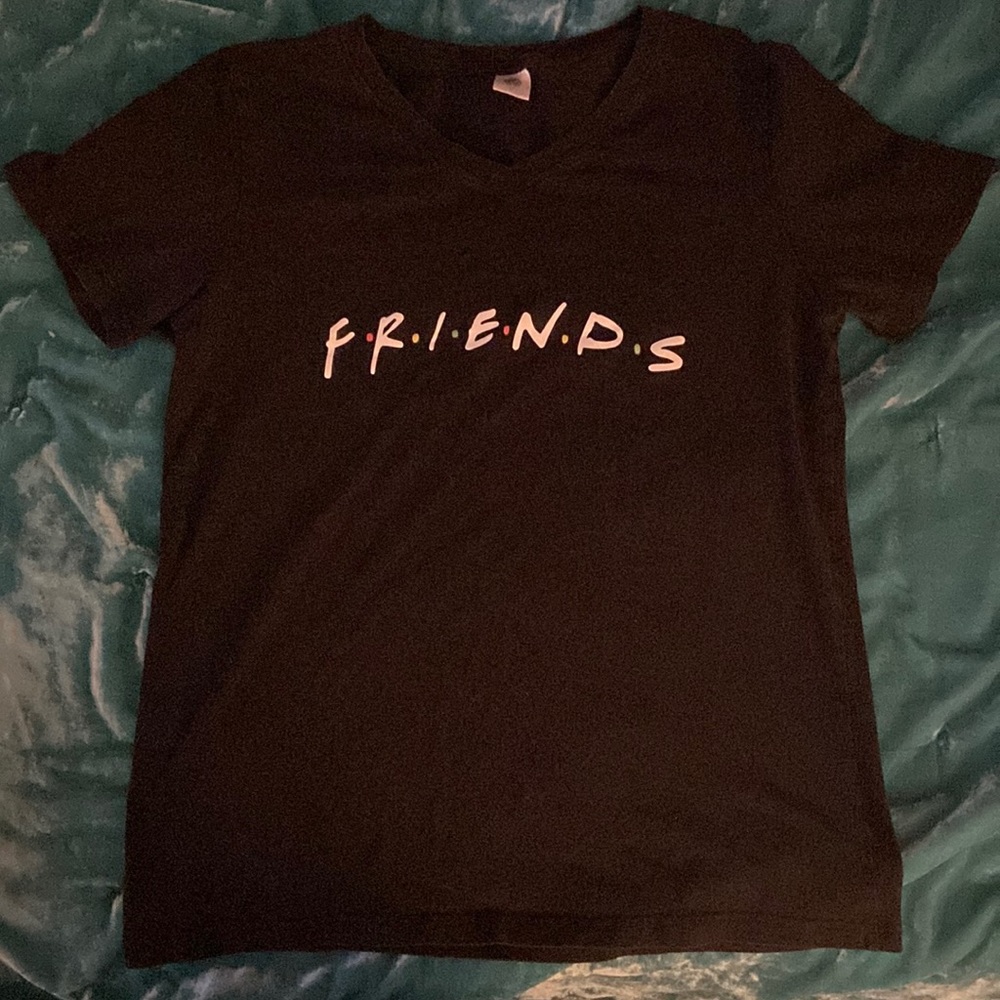 BLACK SHORT SLEEVE “friends” T-SHIRT
